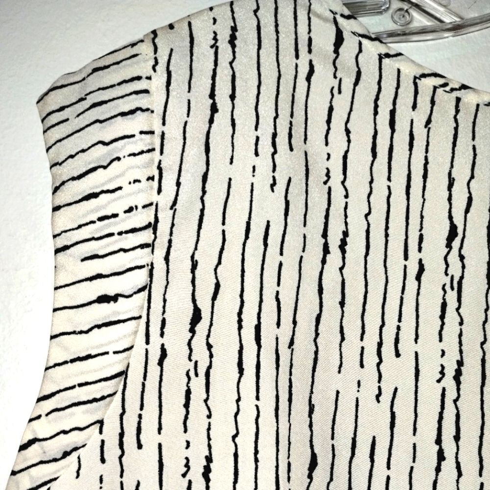 The Limited White & Black Blouse - Picture 4 of 5